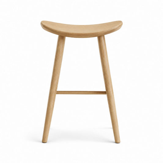 Barhocker aus massiver Eiche Natur mit gebogener Sitzfläche 47 x 39 x 75 cm